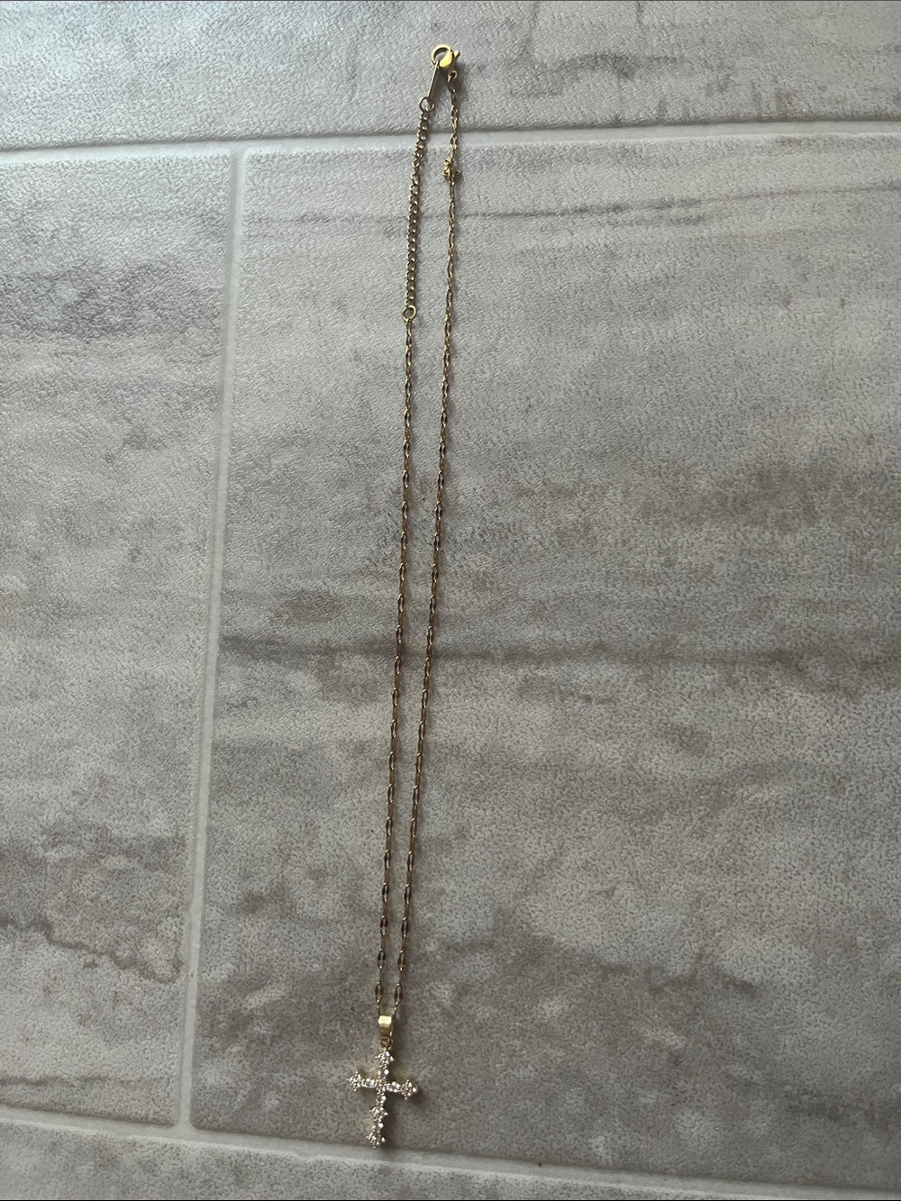 Delicate Gold Cross Pendant Necklace - Women Jewelry